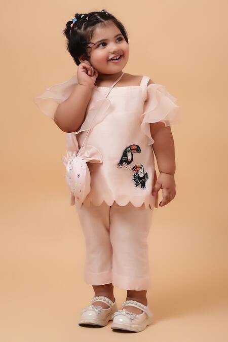 Buy_House Of Tushaom_Beige Chanderi Embroidered Cutdana Tropical Bird Short Kurta With Pant_Online_at_Aza_Fashions