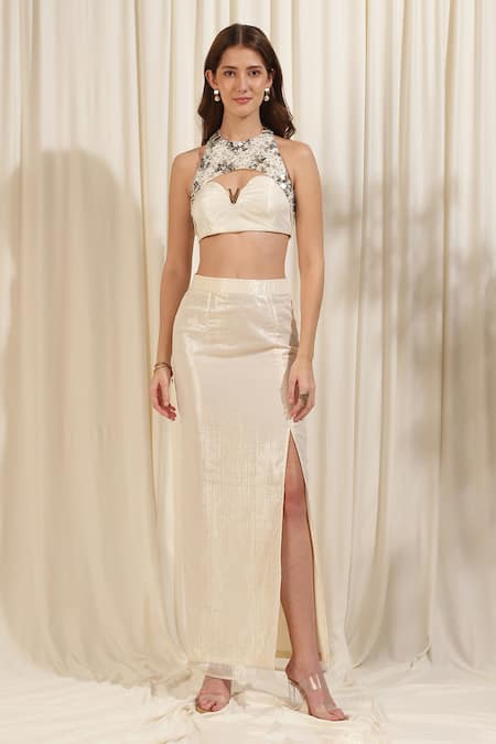 Buy_Rirasa_Ivory Lurex, Georgette Sequins, Beads Round Neck Shimmer Embellished Crop Top _Online_at_Aza_Fashions