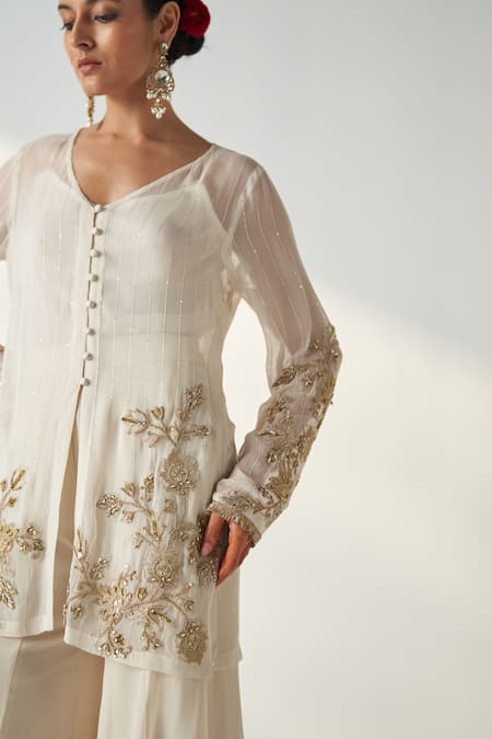Studio Bagechaa_Ivory Georgette, Cotton Embroidery V-neck Tara Kurta Sharara Set _at_Aza_Fashions
