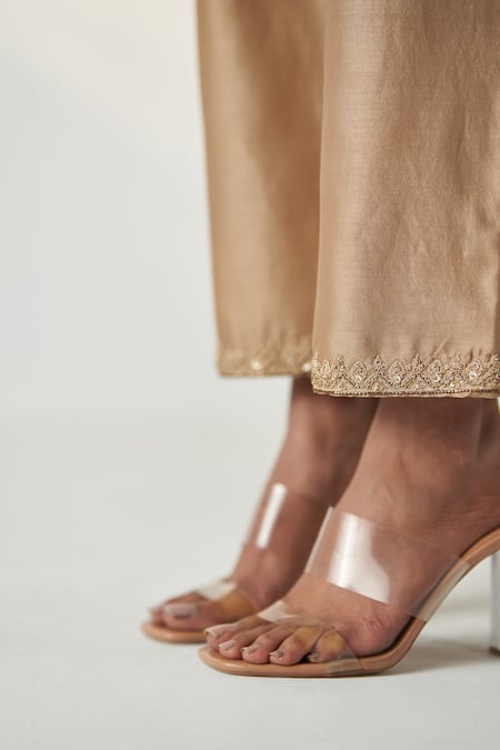 Buy Studio Bagechaa Brown Organza, Chanderi, Cotton Embroidery, Pakhi Bloom Neckline Kurta Pant Set Online at Aza Fashions Buy_Studio Bagechaa_Brown Organza, Chanderi, Cotton Embroidery, Pakhi Bloom Neckline Kurta Pant Set _Online_at_Aza_Fashions