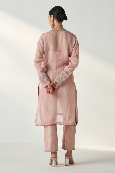Shop Studio Bagechaa Pink Organza, Chanderi, Cotton, Silk Pakhi Blossom Neckline Kurta Pant Set at Aza Fashions Shop_Studio Bagechaa_Pink Organza, Chanderi, Cotton, Silk Pakhi Blossom Neckline Kurta Pant Set _at_Aza_Fashions