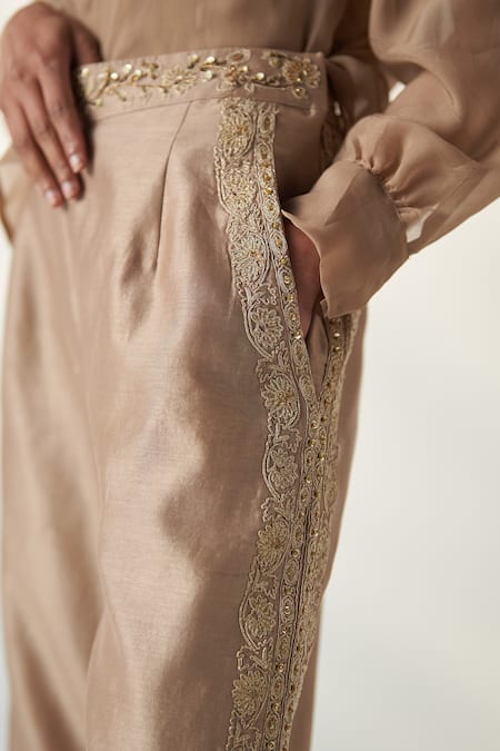 Shop Studio Bagechaa Beige Organza, Chanderi, Cotton Padma Bow Tie Up Collar Shirt Pant Set Online at Aza Fashions Shop_Studio Bagechaa_Beige Organza, Chanderi, Cotton Padma Bow Tie Up Collar Shirt Pant Set _Online_at_Aza_Fashions