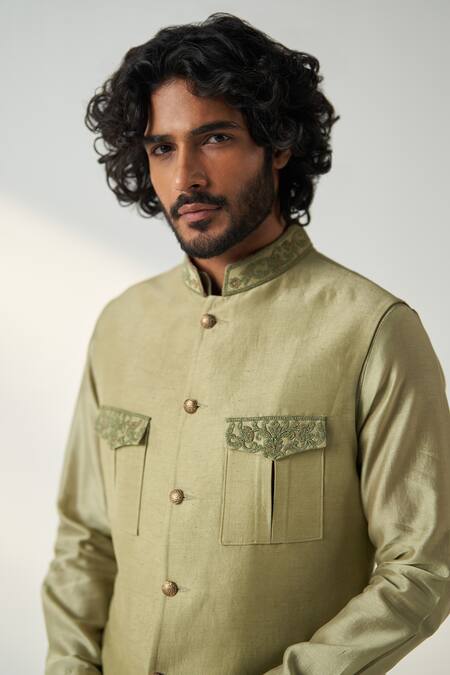 Studio Bagechaa Green Chanderi Silk, Linen, Satin Embroidery Kurta Set With Bundi Online at Aza Fashions Studio Bagechaa_Green Chanderi Silk, Linen, Satin Embroidery Kurta Set With Bundi_Online_at_Aza_Fashions