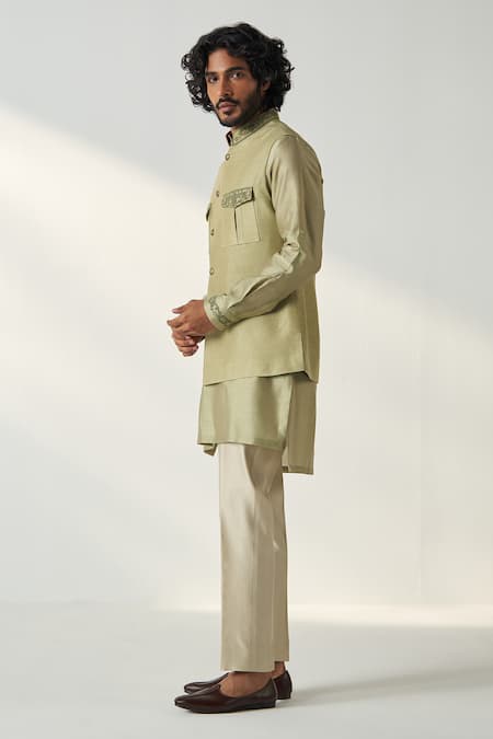 Studio Bagechaa Green Chanderi Silk, Linen, Satin Embroidery Kurta Set With Bundi at Aza Fashions Studio Bagechaa_Green Chanderi Silk, Linen, Satin Embroidery Kurta Set With Bundi_at_Aza_Fashions