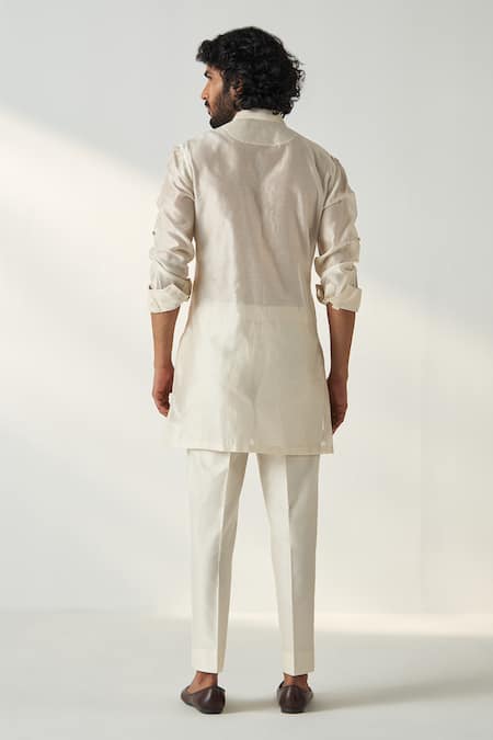 Studio Bagechaa Aman Pintuck Detailed Kurta With Pant 