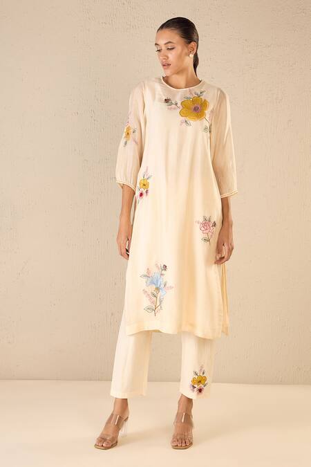 Buy Shivani Bhargava Ivory Chanderi, Cotton Embroidery Round Neck Petal Patch Kurta Pant Set Online at Aza Fashions Buy_Shivani Bhargava_Ivory Chanderi, Cotton Embroidery Round Neck Petal Patch Kurta Pant Set _Online_at_Aza_Fashions