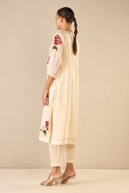 Shivani Bhargava Ivory Chanderi, Cotton Embroidery Round Neck Royal Rose Kurta And Pant Set at Aza Fashions Shivani Bhargava_Ivory Chanderi, Cotton Embroidery Round Neck Royal Rose Kurta And Pant Set _at_Aza_Fashions