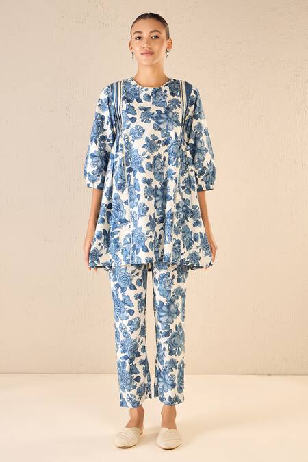 Shivani Bhargava Blue Cotton Printed Floral Round Tunic Online at Aza Fashions Shivani Bhargava_Blue Cotton Printed Floral Round Tunic _Online_at_Aza_Fashions