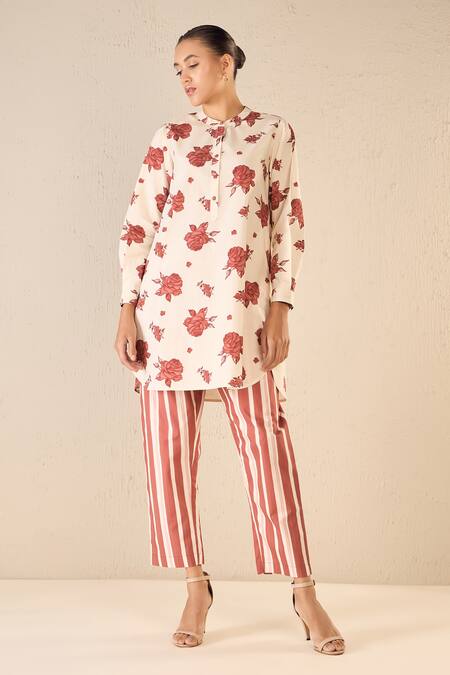 Shivani Bhargava Red Cotton Printed Floral Chinese Collar Blossom Tunic Online at Aza Fashions Shivani Bhargava_Red Cotton Printed Floral Chinese Collar Blossom Tunic _Online_at_Aza_Fashions