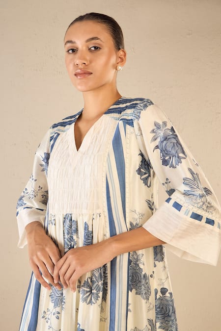 Shivani Bhargava_Blue Chanderi, Cotton V-neck Floral Fantasy Print Anarkali _Online_at_Aza_Fashions