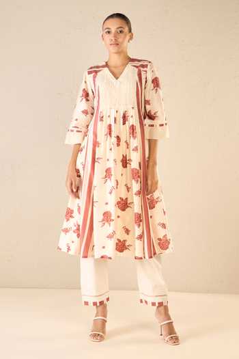 Shivani Bhargava_Red Chanderi, Cotton Lace V-neck Vintage Rose Print Anarkali Set _Online_at_Aza_Fashions