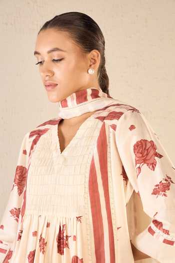 Buy_Shivani Bhargava_Red Chanderi, Cotton Lace V-neck Vintage Rose Print Anarkali Set 