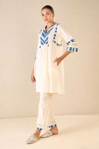 Buy_Shivani Bhargava_Blue Cotton Lace V-neck Meadow Striped Print Yoke Kurta _Online_at_Aza_Fashions