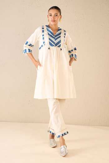 Shop_Shivani Bhargava_Blue Cotton Lace V-neck Meadow Striped Print Yoke Kurta _Online_at_Aza_Fashions