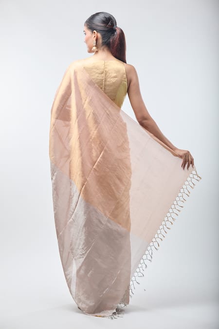 Sheela Suthar Suvarna Saree With Running Blouse 