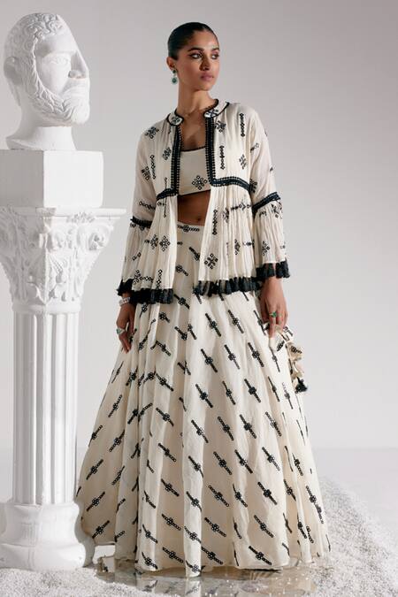Preevin_Black Cotton Mirrors, Embroidery, Bloom Star Thread And Work Jacket Lehenga Set _Online_at_Aza_Fashions