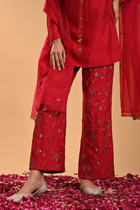 Buy_Rirasa_Red Silk, Organza Embroidery Round Neck Floret Kurta Pant Set _Online_at_Aza_Fashions