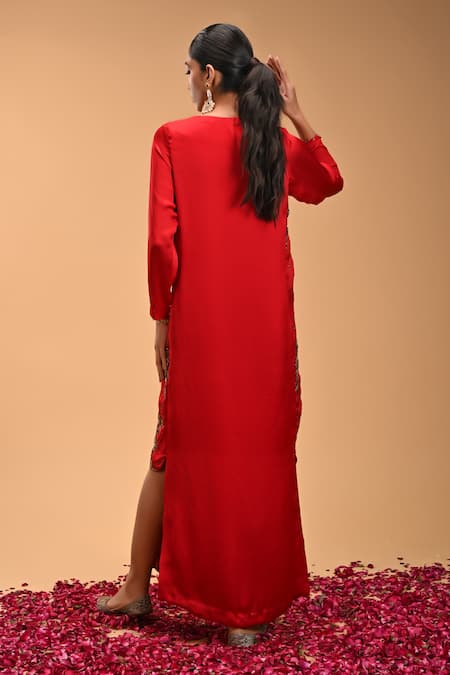 Shop Rirasa Red Georgette, Satin Diamonds, Matsya Phool Asymmetric Kurta With Dupatta at Aza Fashions Shop_Rirasa_Red Georgette, Satin Diamonds, Matsya Phool Asymmetric Kurta With Dupatta_at_Aza_Fashions