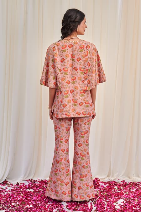 Shop Rirasa Pink Tissue Beads Sweetheart Neck Bherunda Printed Cape Flared Pant Set at Aza Fashions Shop_Rirasa_Pink Tissue Beads Sweetheart Neck Bherunda Printed Cape Flared Pant Set_at_Aza_Fashions