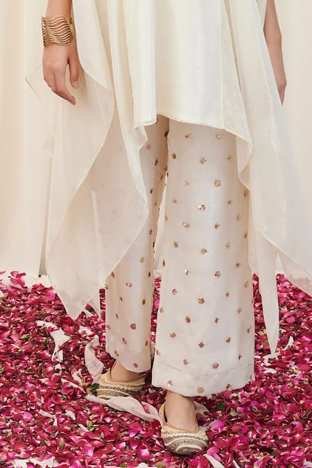 Rirasa_Off White Polyester Sequins V-neck Koorm Textured Asymmetric Kurta With Pant_Online_at_Aza_Fashions