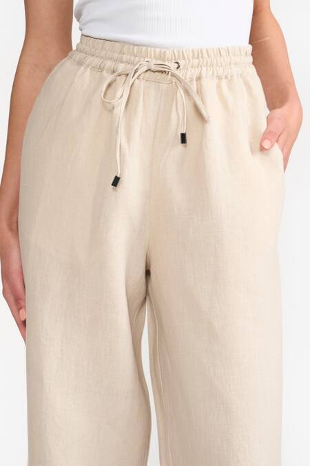 Perona Beige Cotton Solid Amora Trouser at Aza Fashions Perona_Beige Cotton Solid Amora Trouser _at_Aza_Fashions