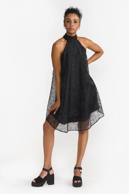 Perona Black Cotton Solid Halter Neck Asahi Dress Online at Aza Fashions Perona_Black Cotton Solid Halter Neck Asahi Dress _Online_at_Aza_Fashions