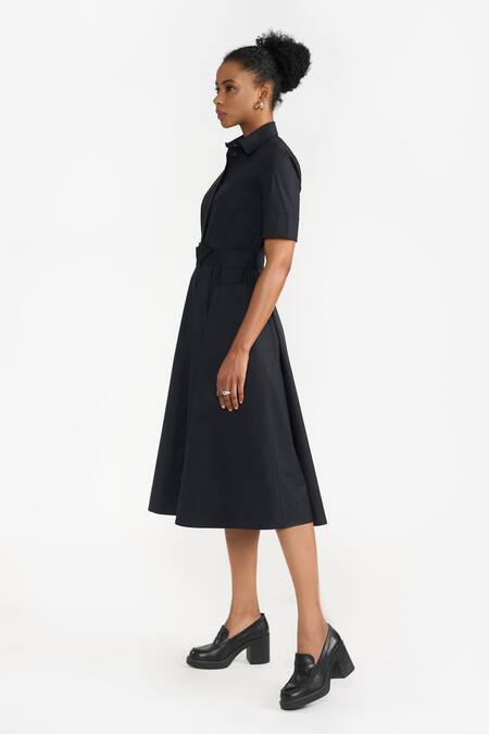 Buy Perona Black Cotton Solid Collared Ciara Side Slit Dress Online at Aza Fashions Buy_Perona_Black Cotton Solid Collared Ciara Side Slit Dress _Online_at_Aza_Fashions