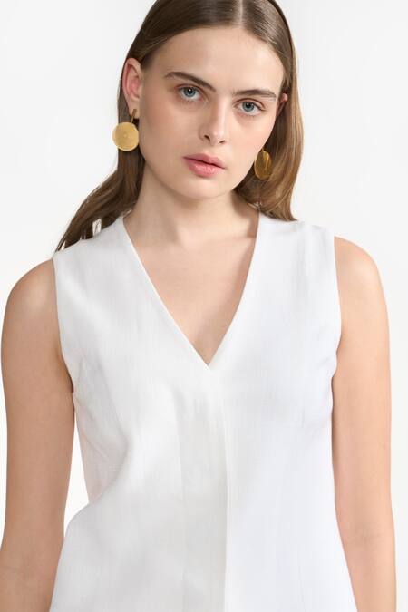 Buy_Perona_Ivory Cotton Plain V Neck Maia Vest 