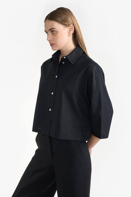Buy_Perona_Black Cotton Plain Collared Neck Penny Cropped Shirt _Online_at_Aza_Fashions