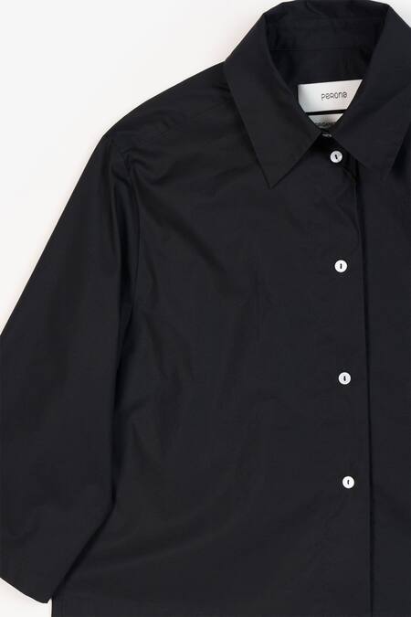 Buy_Perona_Black Cotton Plain Collared Neck Penny Cropped Shirt 