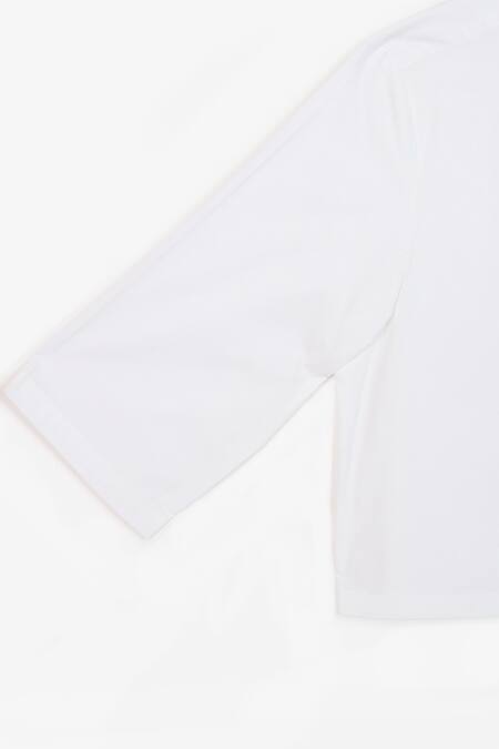 Perona White Cotton Plain Collared Neck Penny Cropped Shirt Online at Aza Fashions Perona_White Cotton Plain Collared Neck Penny Cropped Shirt _Online_at_Aza_Fashions