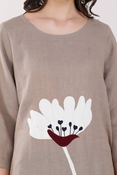 Linen Bloom Brown Linen Embroidery Round Neck Patchwork Dress at Aza Fashions Linen Bloom_Brown Linen Embroidery Round Neck Patchwork Dress _at_Aza_Fashions