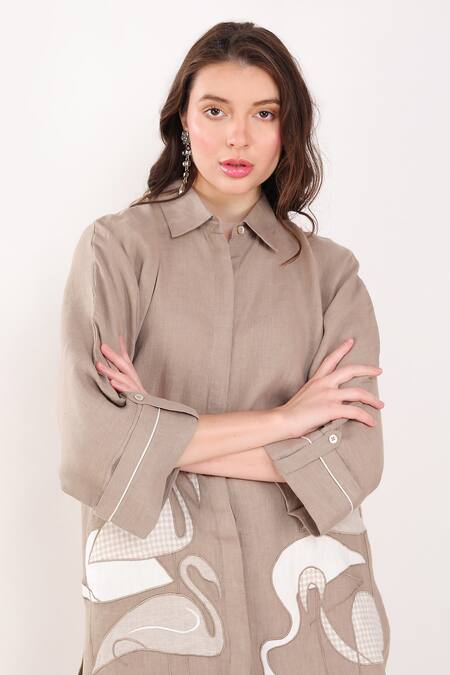 Linen Bloom Brown Linen Embroidery Collared Flamingo Patchwork Shirt at Aza Fashions Linen Bloom_Brown Linen Embroidery Collared Flamingo Patchwork Shirt _at_Aza_Fashions