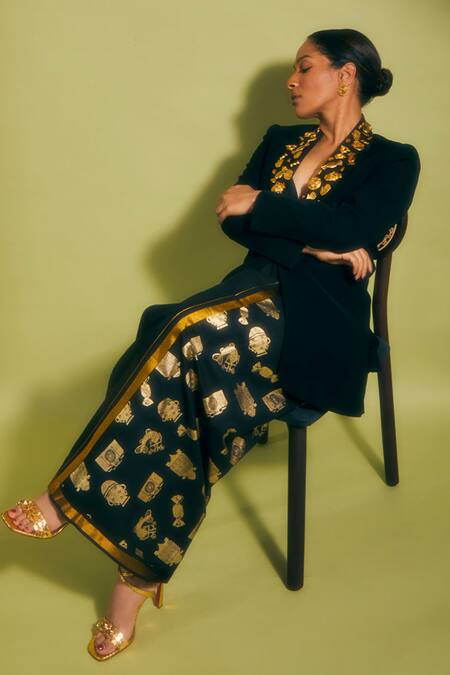 Shop_Masaba_Black Crepe Embroidery V-neck The Trophy Embellished Blazer And Veshti Set 