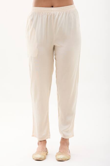 Samyukta Singhania_Cream Tissue, Silk, Organza, Satin Flower Bloom Pattern Kurta Pant Set_at_Aza_Fashions