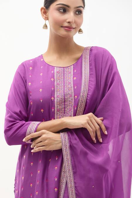 Buy_Samyukta Singhania_Purple Muslin, Organza Embroidery Round Neck Flower Butti Kurta Pant Set_Online_at_Aza_Fashions