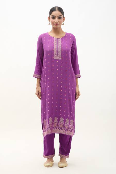 Samyukta Singhania_Purple Muslin, Organza Embroidery Round Neck Flower Butti Kurta Pant Set_at_Aza_Fashions