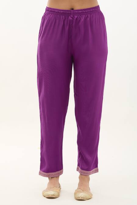 Buy_Samyukta Singhania_Purple Muslin, Organza Embroidery Round Neck Flower Butti Kurta Pant Set