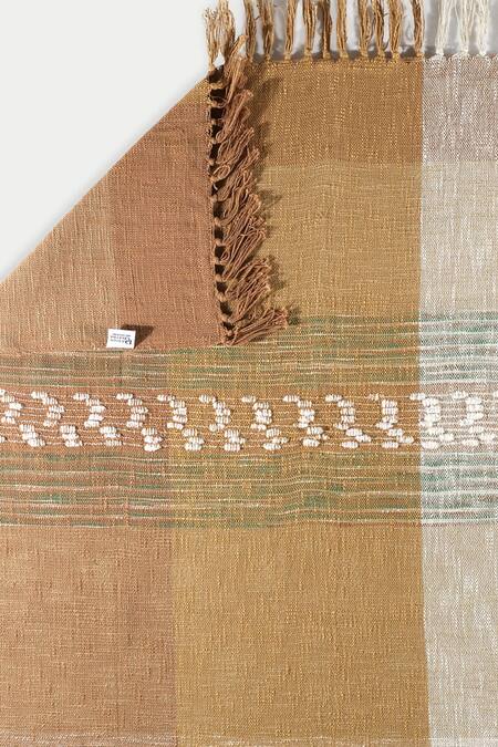 Buy Design Gaatha Cream 100% Cotton Print Handwoven Color Block Bed Cover Online at Aza Fashions Buy_Design Gaatha_Cream 100% Cotton Print Handwoven Color Block Bed Cover_Online_at_Aza_Fashions