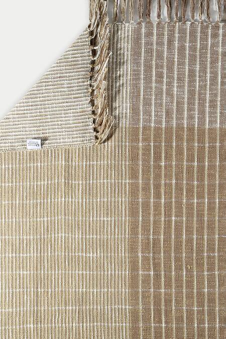 Buy_Design Gaatha_Beige 100% Cotton Print Stripe Pattern Bed Cover _Online_at_Aza_Fashions