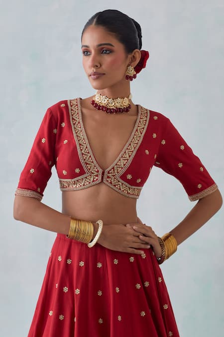 Buy_Ikshita Choudhary_Red Tissue, Organza, Cotton Sequins, Embroidery Plunge Hand Bridal Lehenga Set _Online_at_Aza_Fashions