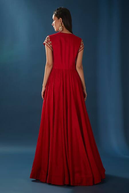 Shop BAIDEHI Red Bamboo Pearls, Embroidery, Piping V-neck Floral Yoke Anarkali With Dupatta at Aza Fashions Shop_BAIDEHI_Red Bamboo Pearls, Embroidery, Piping V-neck Floral Yoke Anarkali With Dupatta _at_Aza_Fashions