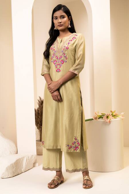 Suvastram_Green Chanderi Silk, Cotton Embroidery Split V-neck Floral Kurta With Palazzo _Online_at_Aza_Fashions