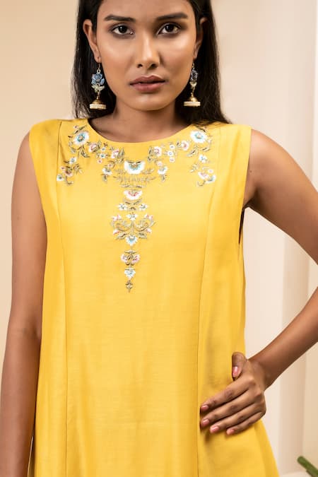 Buy_Suvastram_Yellow Chanderi Silk Embroidery Floral Round High-low Panelled Dress _Online_at_Aza_Fashions