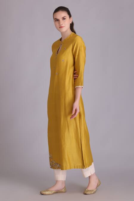 Buy_Suvastram_Yellow Chanderi Silk, Cotton Embroidery, Tassels Straight Kurta And Pant Set _Online_at_Aza_Fashions