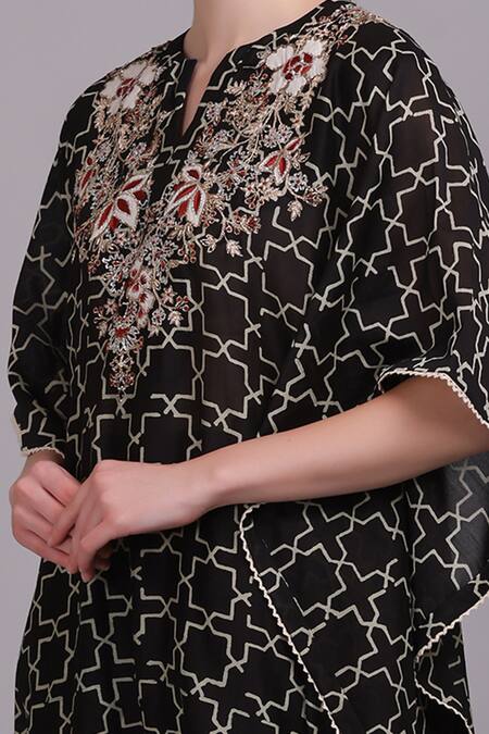 Buy_Suvastram_Black Chanderi Silk, Cotton Embroidery, Sequins Geometric Print Kaftan Pant Set _Online_at_Aza_Fashions