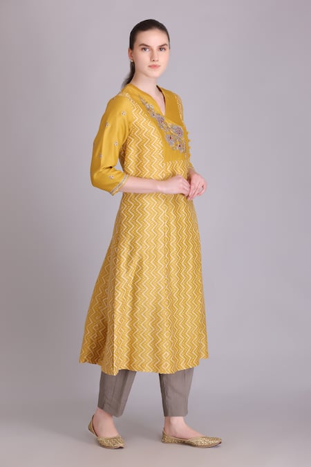 Buy Suvastram Yellow Chanderi Silk, Cotton Sequins, Tassels A-line Embroidered Kurta Pant Set Buy_Suvastram_Yellow Chanderi Silk, Cotton Sequins, Tassels A-line Embroidered Kurta Pant Set