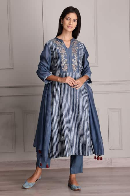 Suvastram Stripe Print Kurta Pant Set 