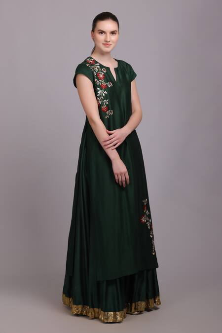Shop_Suvastram_Emerald Green Chanderi Silk, Cotton, Brocade Embroidery, Placed Kurta Skirt Set _Online_at_Aza_Fashions