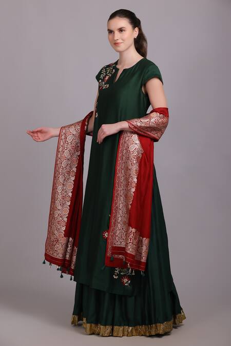 Buy_Suvastram_Emerald Green Chanderi Silk, Cotton, Brocade Embroidery, Placed Kurta Skirt Set 